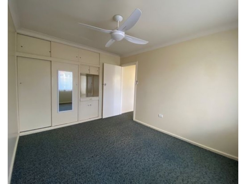 2/167 Carthage Street, Tamworth NSW 2340