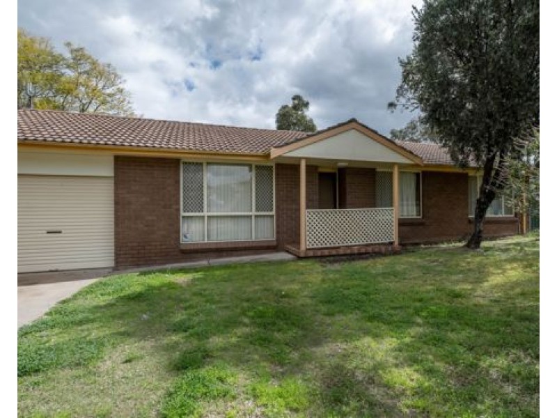 2 Higgins Lane, Tamworth NSW 2340