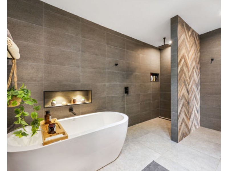 108 Stirling Road, Tamworth NSW 2340