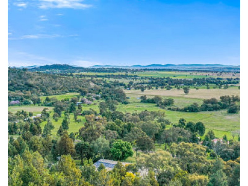 108 Stirling Road, Tamworth NSW 2340