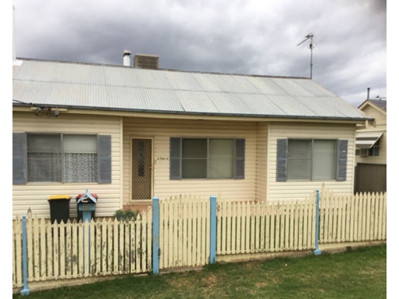 47 Peel Street, Tamworth NSW 2340