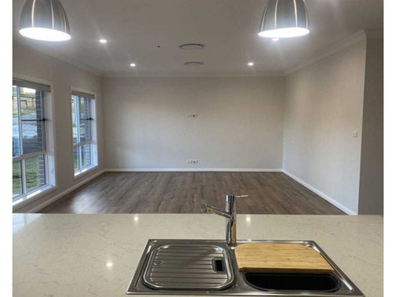 28 Currawong Drive, Tamworth NSW 2340