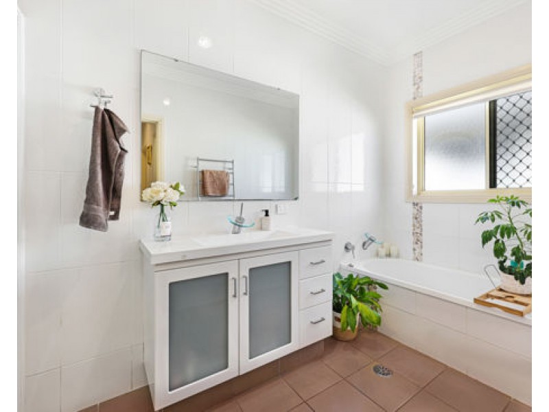 10 The Heights, Tamworth NSW 2340