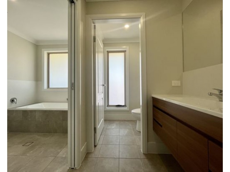 60 Wellington Street, Moonbi NSW 2353