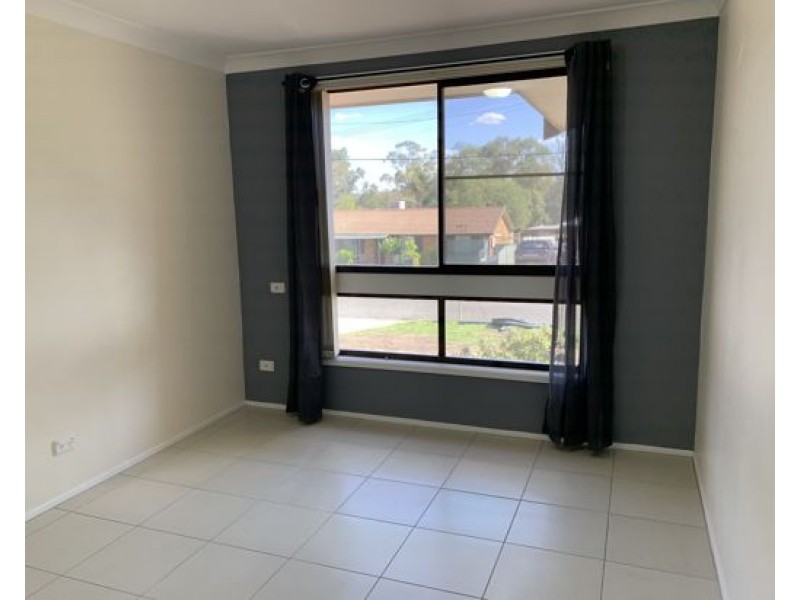 16 Angela Street, Tamworth NSW 2340