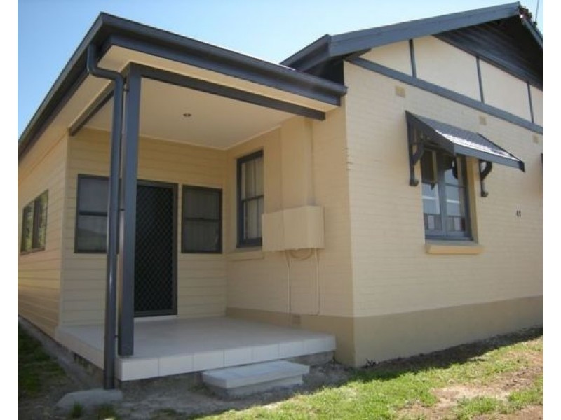 2/41 Church Street, Tamworth NSW 2340