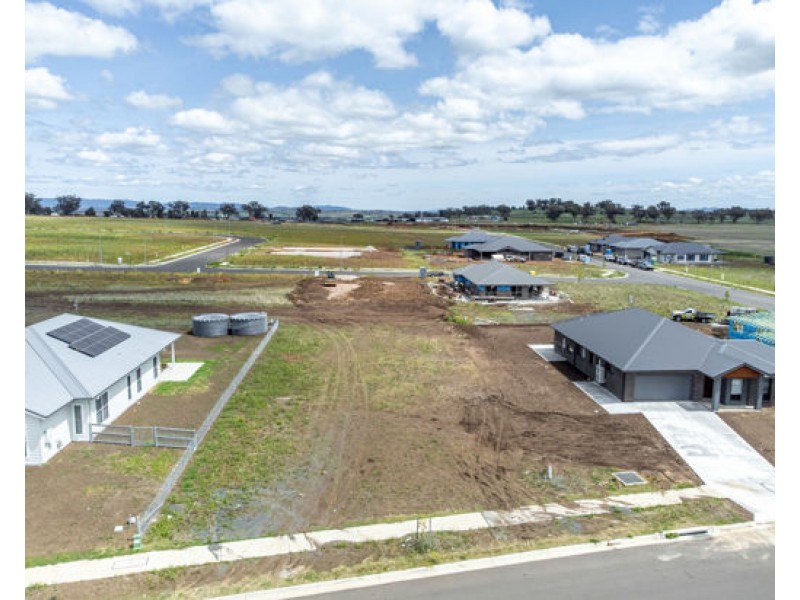 53 Jubata Drive, Tamworth NSW 2340