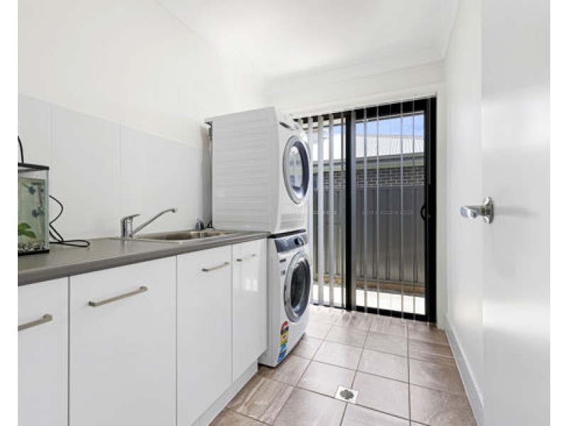 11 Galah Drive, Tamworth NSW 2340