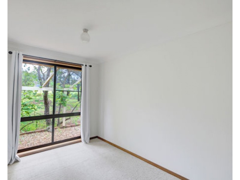 8 Carey Place, Tamworth NSW 2340