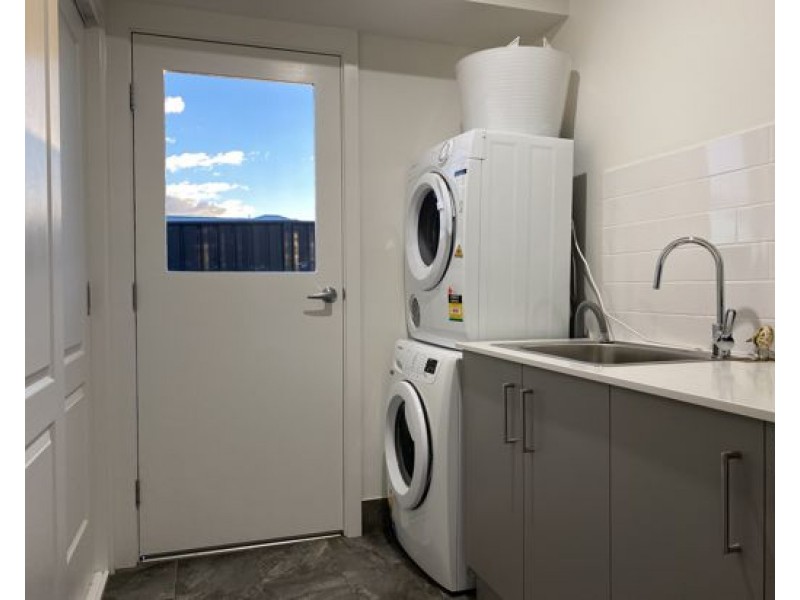 36 Reginald Drive, Kootingal NSW 2352