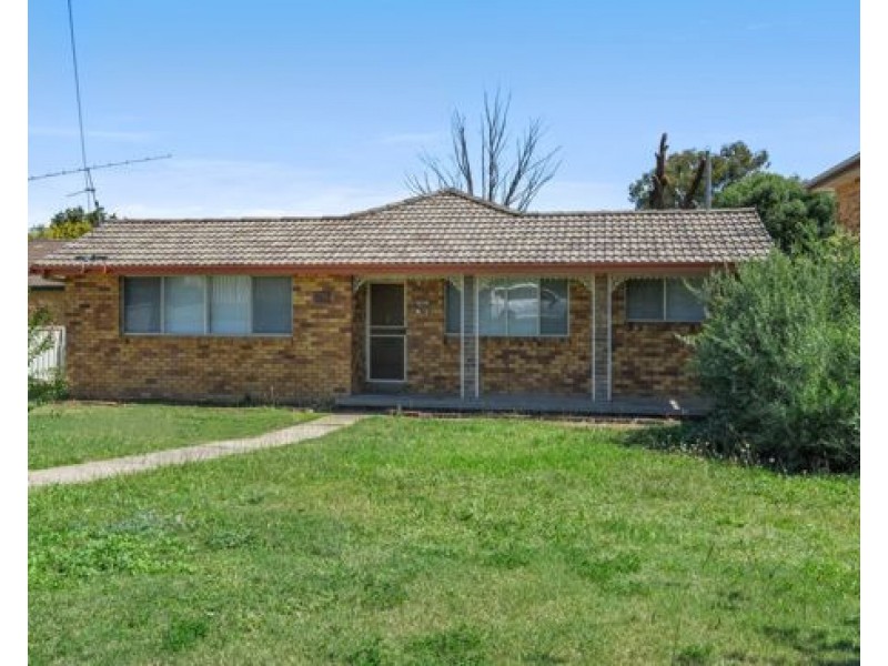 28 John Street, Tamworth NSW 2340