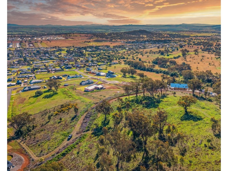 7 Dianella Close, Moore Creek NSW 2340