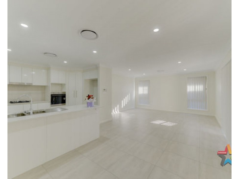 2/3 Francis Avenue, Tamworth NSW 2340