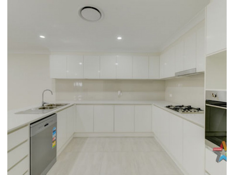 2/3 Francis Avenue, Tamworth NSW 2340