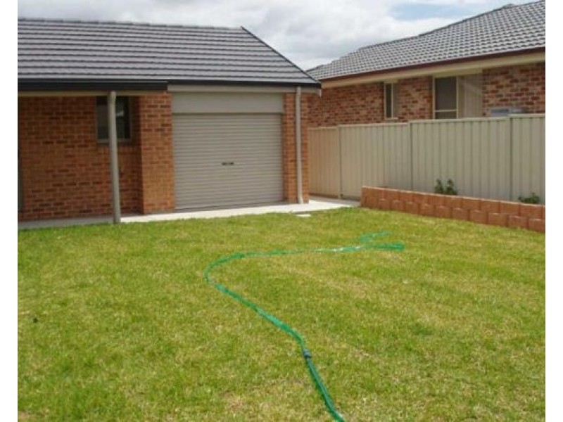 1/2 Minimbah Close, Tamworth NSW 2340