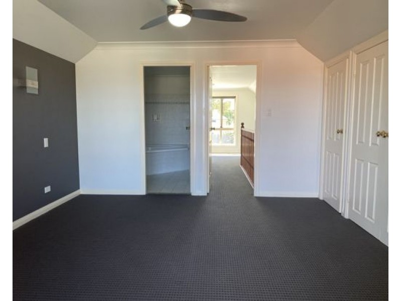 12 The Retreat, Tamworth NSW 2340