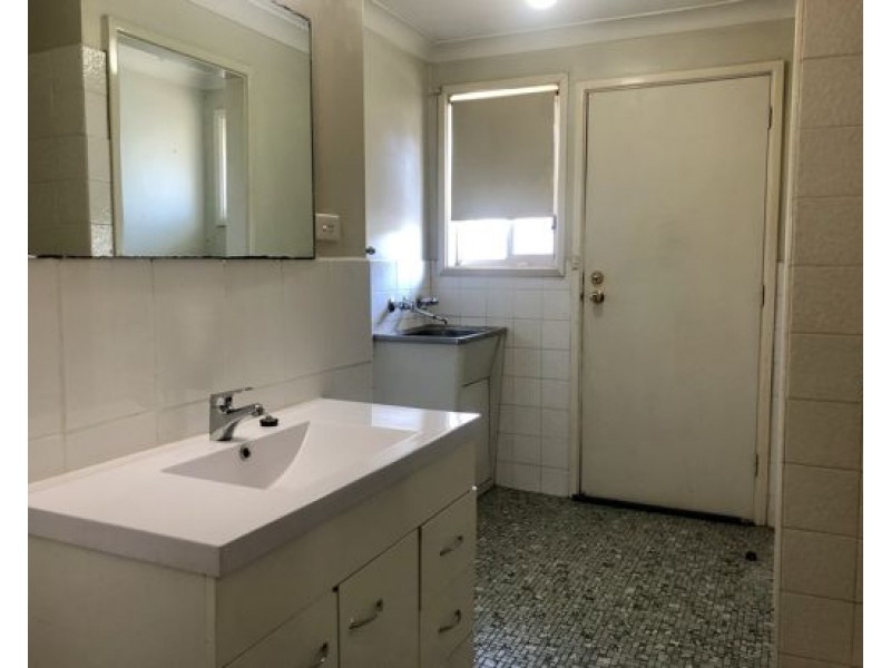 1/243 Goonoo Goonoo Road, Tamworth NSW 2340