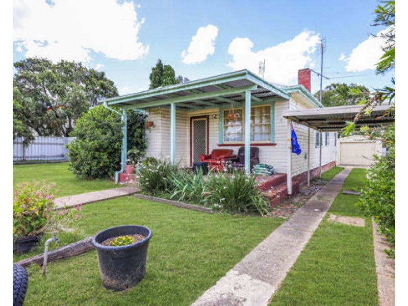 26 Woodstock Street, Tamworth NSW 2340