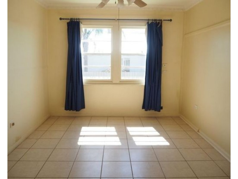 26 Woodstock Street, Tamworth NSW 2340