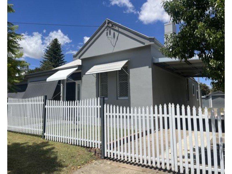 21 King Street, Tamworth NSW 2340