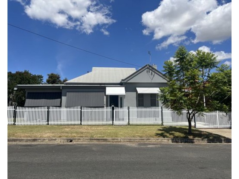 21 King Street, Tamworth NSW 2340