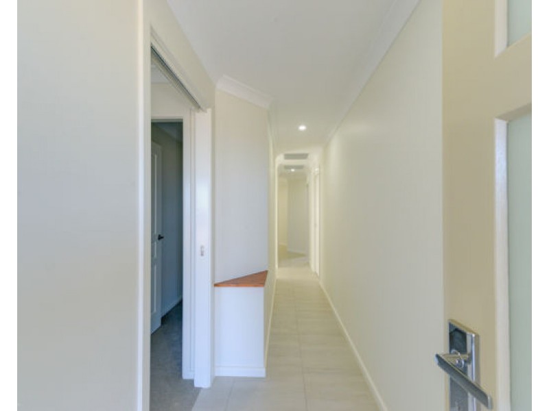 1/5 Francis Ave, Tamworth NSW 2340