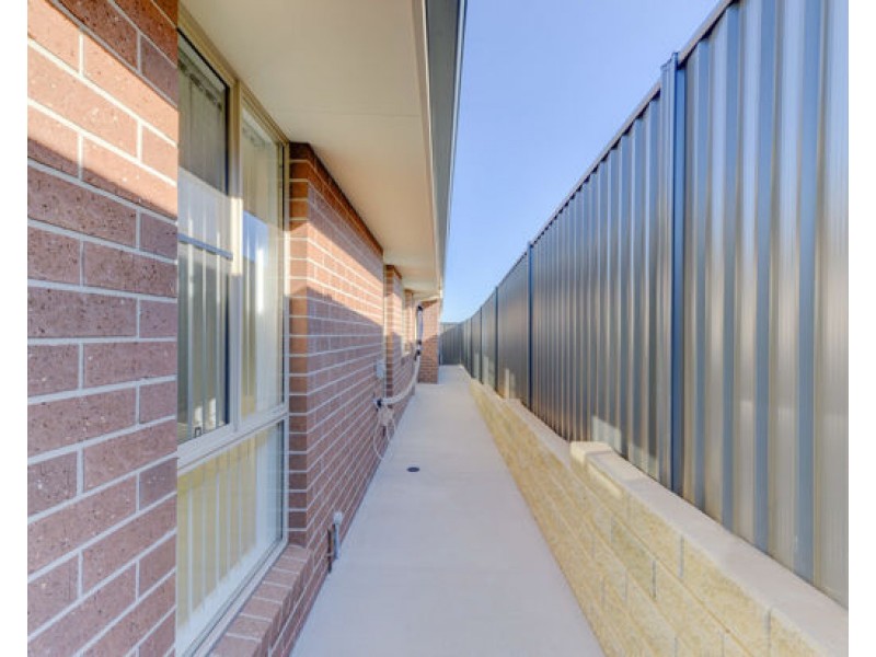 1/5 Francis Ave, Tamworth NSW 2340