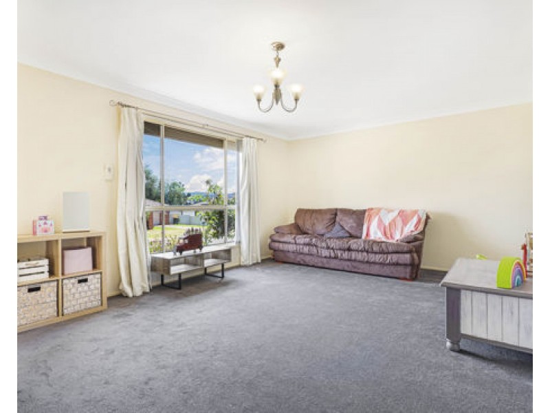 18 Warburton Drive, Tamworth NSW 2340