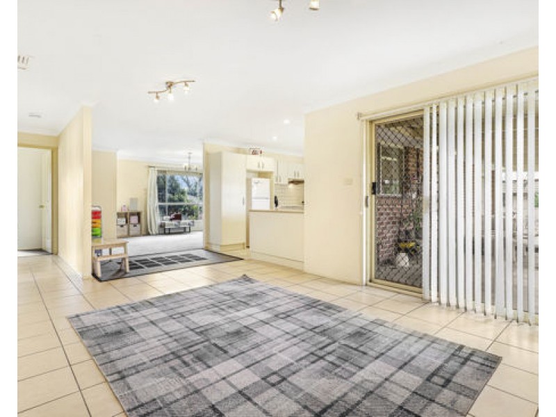 18 Warburton Drive, Tamworth NSW 2340