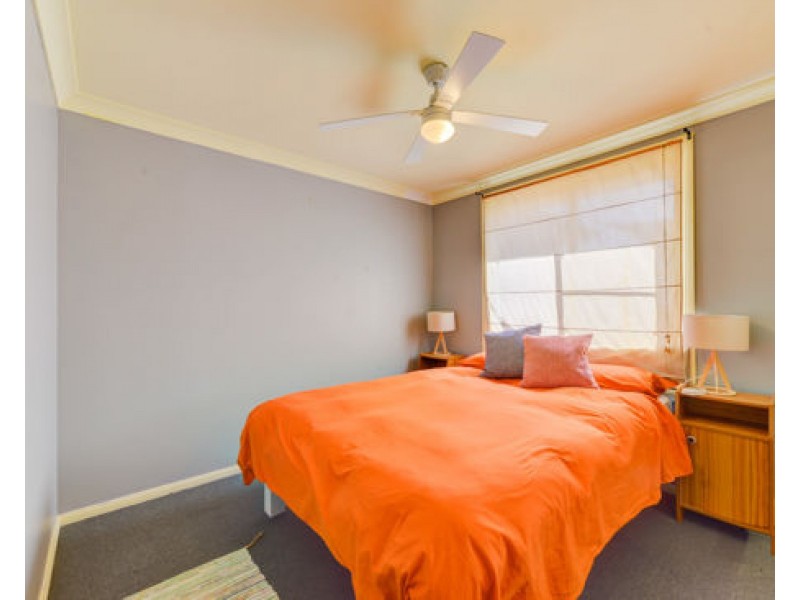 1/8 Curlew Crescent, Tamworth NSW 2340