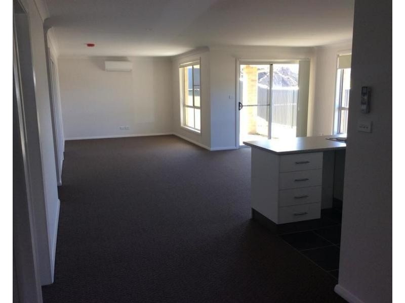 9 Barber Street, Tamworth NSW 2340