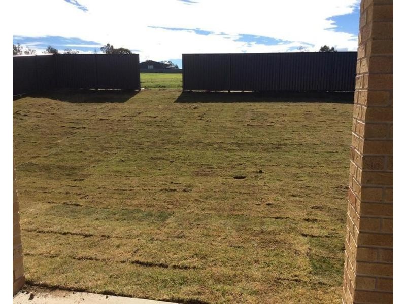 9 Barber Street, Tamworth NSW 2340