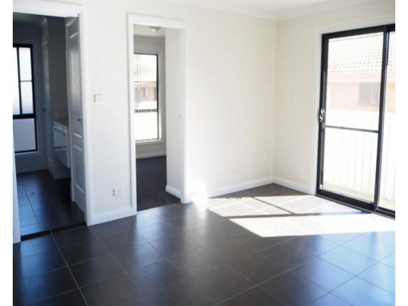 4/4 Cohen Street, Tamworth NSW 2340