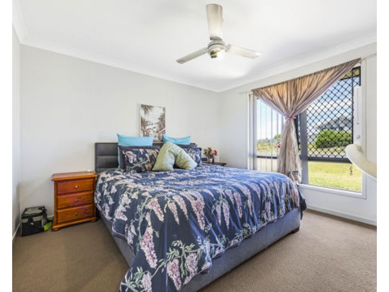 15 Mckinlay Place, Tamworth NSW 2340