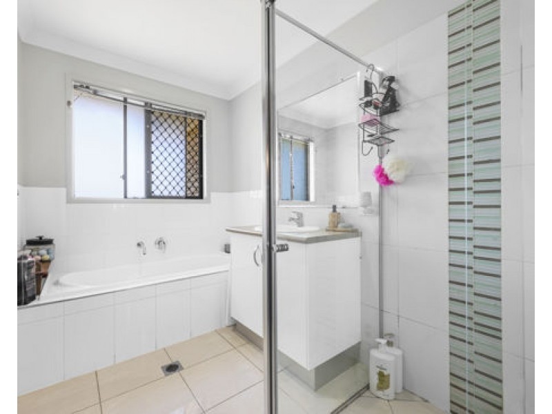 15 Mckinlay Place, Tamworth NSW 2340