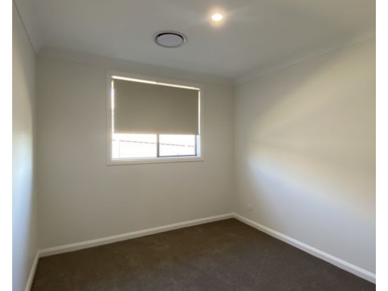 11 Conway Close, Tamworth NSW 2340