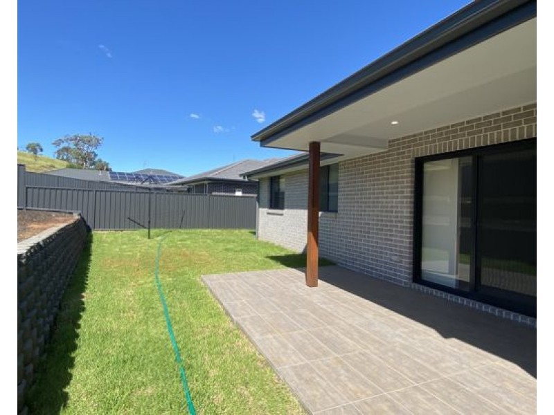 11 Conway Close, Tamworth NSW 2340