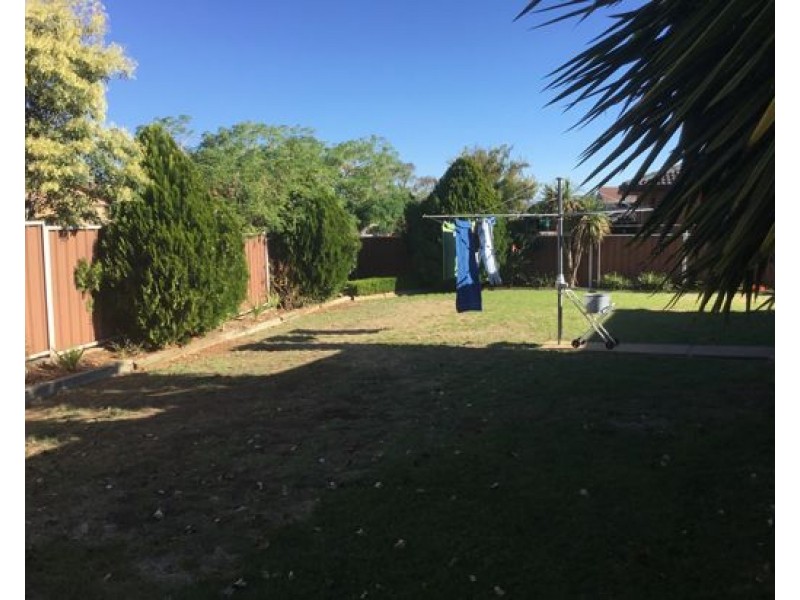 27 Bandalong Street, Tamworth NSW 2340