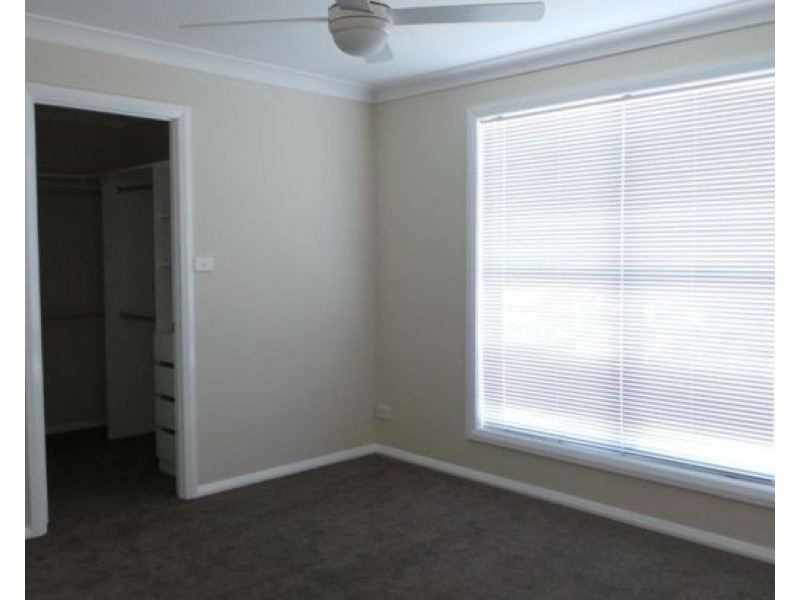 2 Kaputar Close, Tamworth NSW 2340