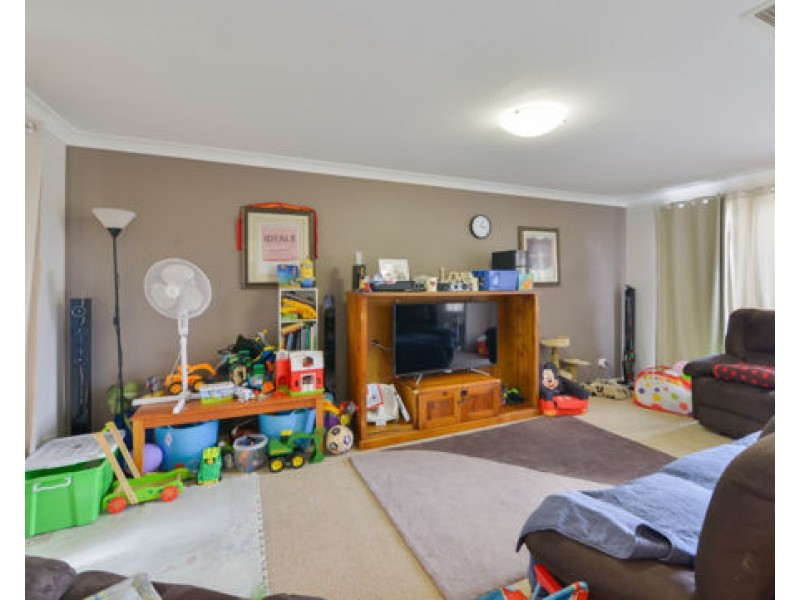 102 Glengarvin Drive, Tamworth NSW 2340