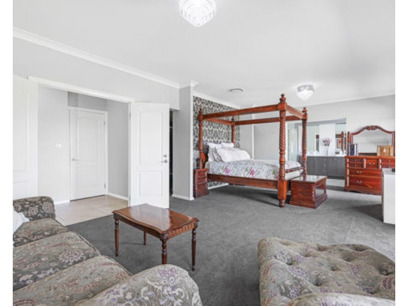 13 Barakula Drive, Tamworth NSW 2340