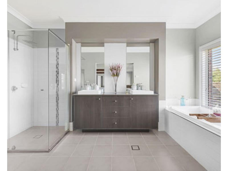 13 Barakula Drive, Tamworth NSW 2340