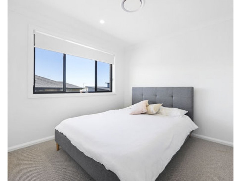 4 Tuscany Boulevard, Tamworth NSW 2340