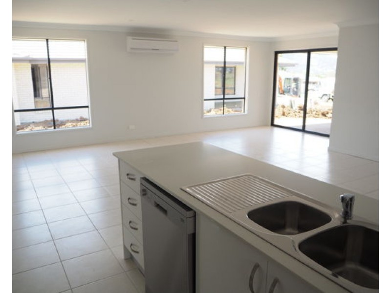 7 Allawah Street, Tamworth NSW 2340