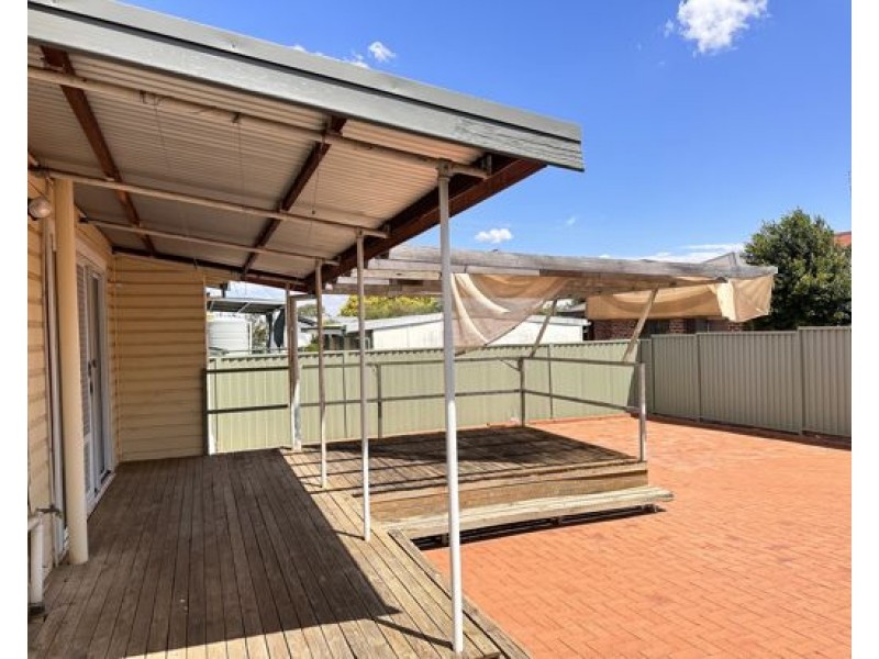 10 Dean Street, Tamworth NSW 2340