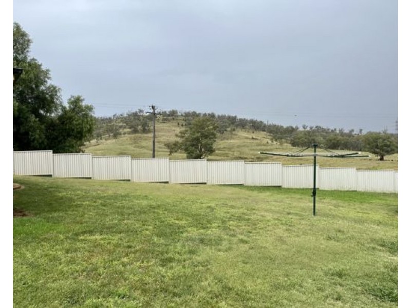 3 Dawson Close, Tamworth NSW 2340