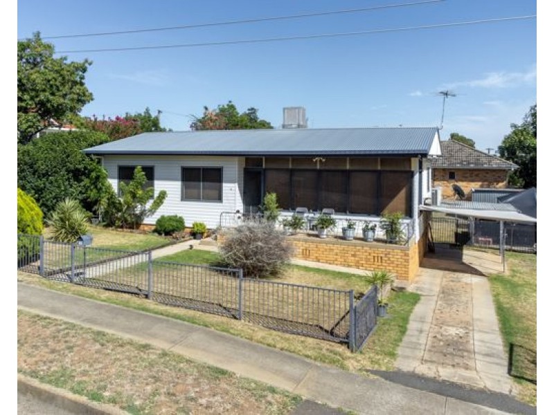 58 Hillvue Road, Tamworth NSW 2340