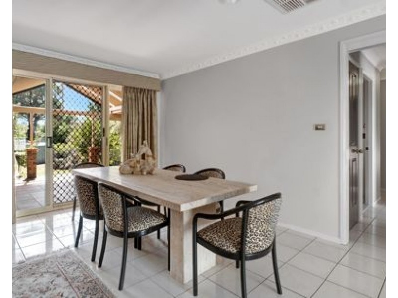 13 Wayamba Close, Tamworth NSW 2340