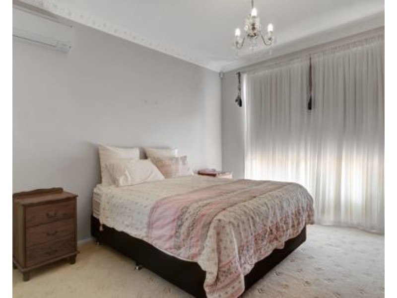 13 Wayamba Close, Tamworth NSW 2340