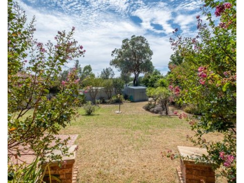 13 Wayamba Close, Tamworth NSW 2340